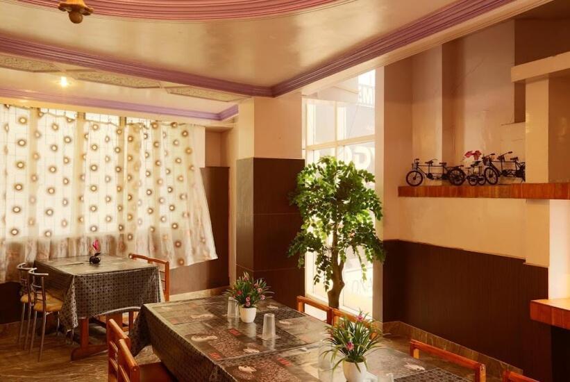 Hotel Assembly Shillong Dış mekan fotoğraf
