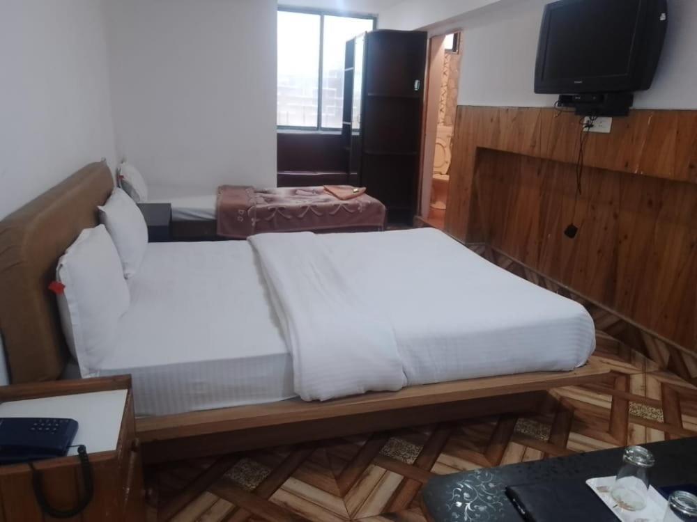 Hotel Assembly Shillong Dış mekan fotoğraf