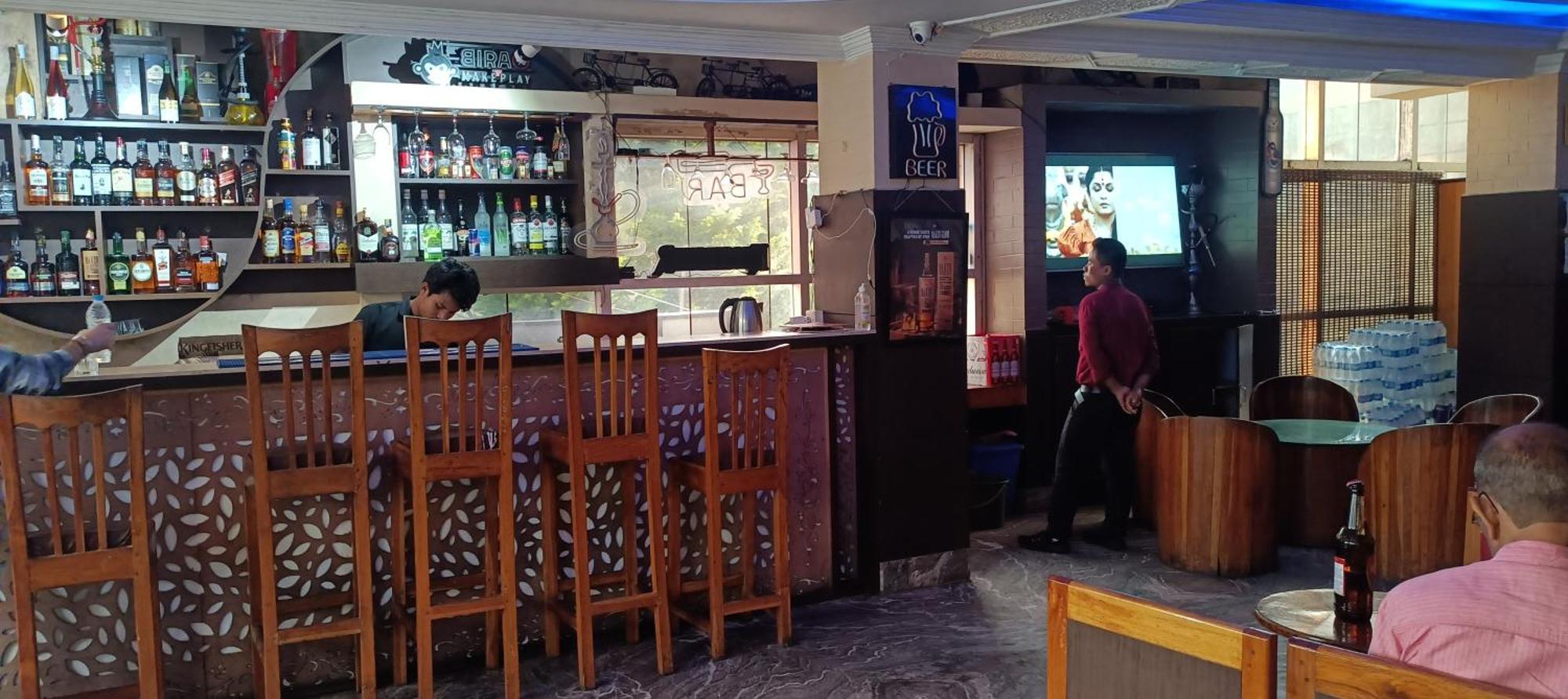 Hotel Assembly Shillong Dış mekan fotoğraf