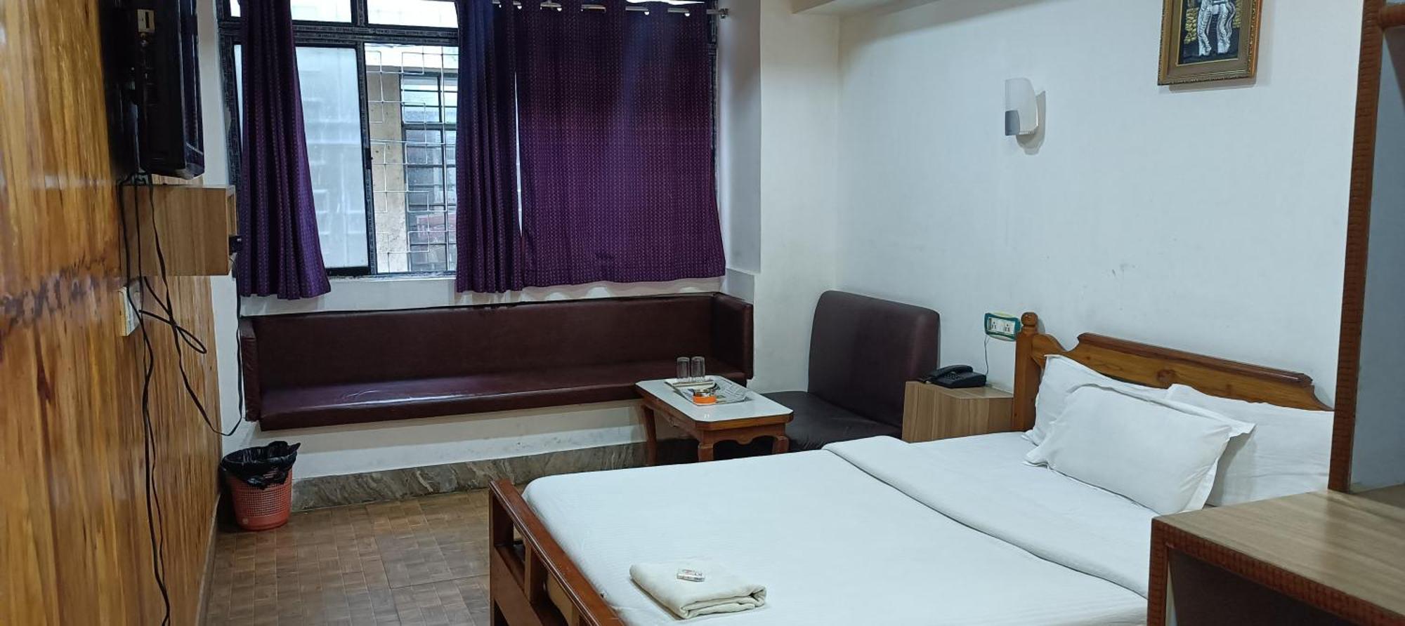 Hotel Assembly Shillong Dış mekan fotoğraf