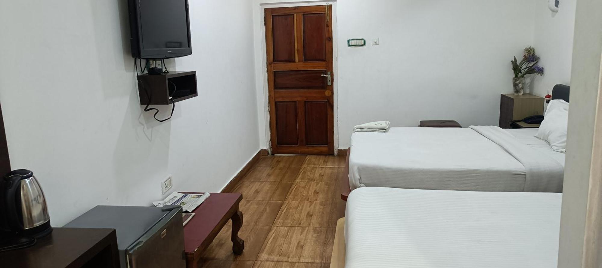 Hotel Assembly Shillong Dış mekan fotoğraf