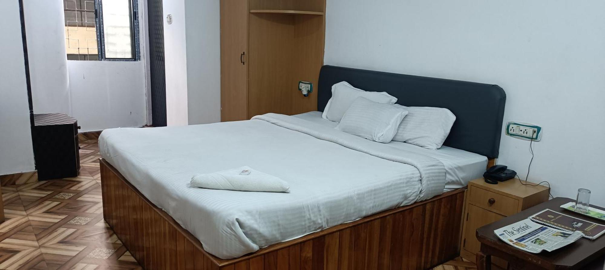 Hotel Assembly Shillong Dış mekan fotoğraf