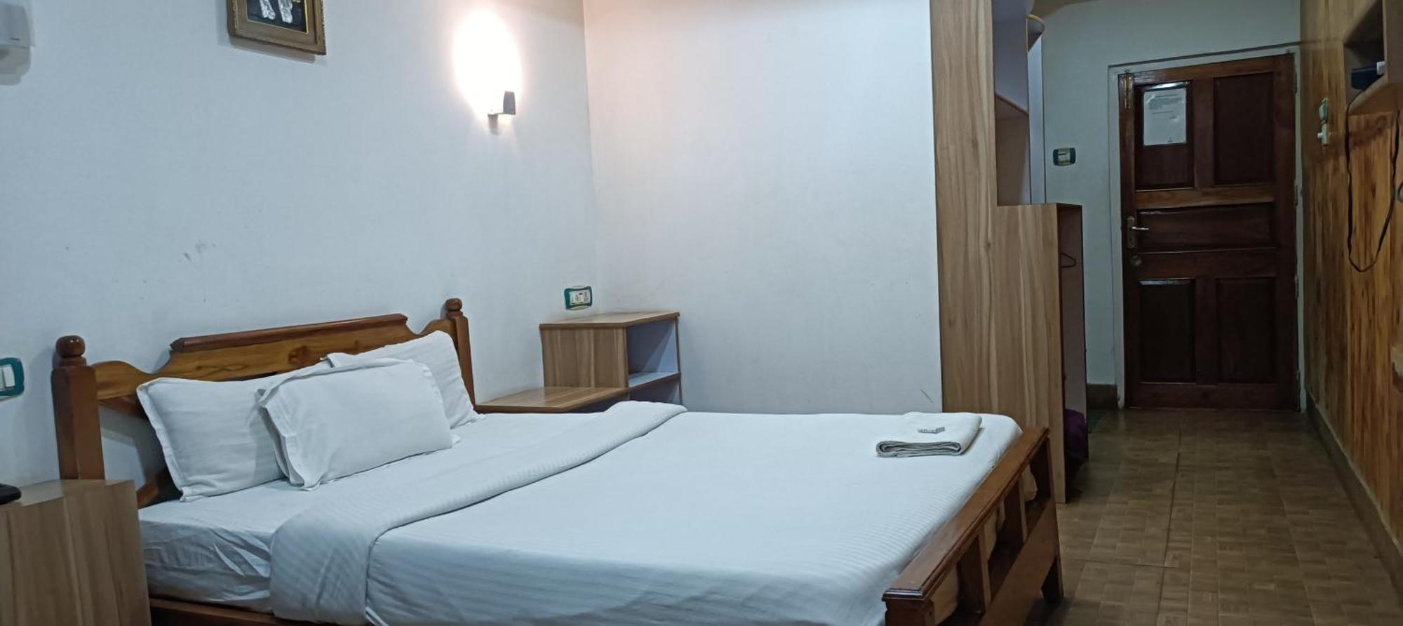 Hotel Assembly Shillong Dış mekan fotoğraf